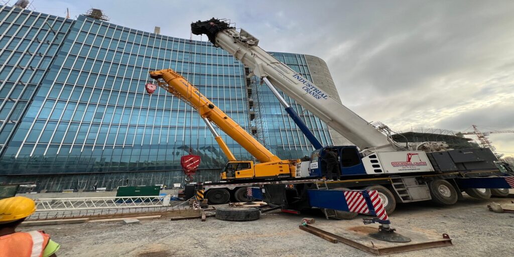 Industrial Crane and Lifting Equipments